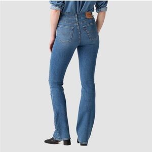 Levi's Women's Boot Cut Jeans 31
